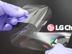 LG推出新型可折疊顯示材料 可改善折痕